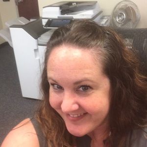 Meet your Posher, Julia